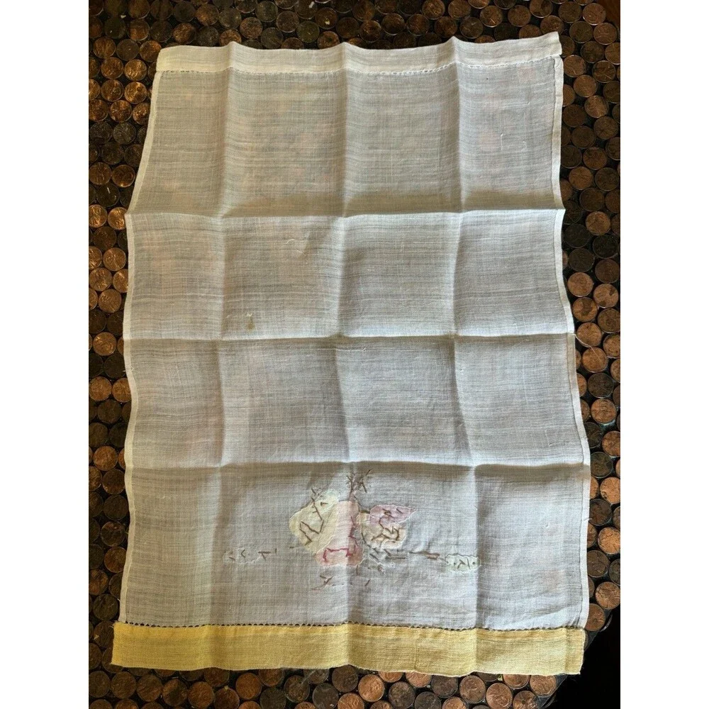 Vtg Ivory Tea Towel Embroidered Fruit Appliqué  Cottage Core